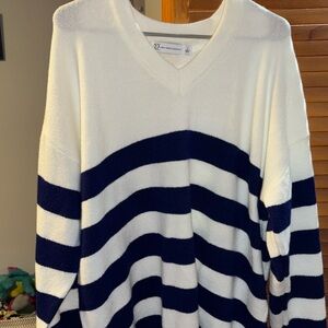 Long Sleeve V-Neck Striped Sweater